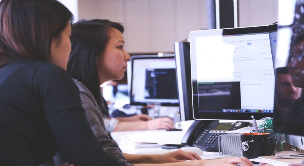 Startup photos 1400x765